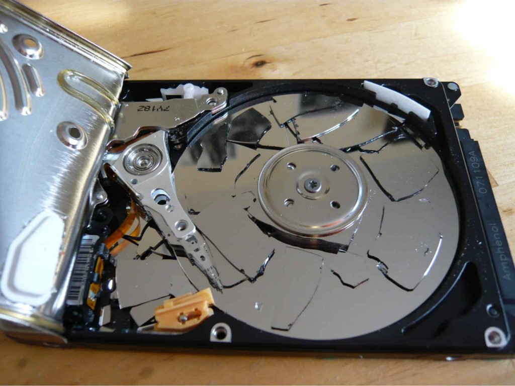 Consideration for choosing your data recovery service