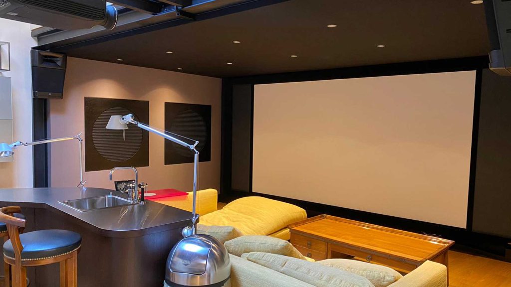 Create Your Own Movie Magic: Tips and Tricks for Building the Perfect Home Cinema Experience